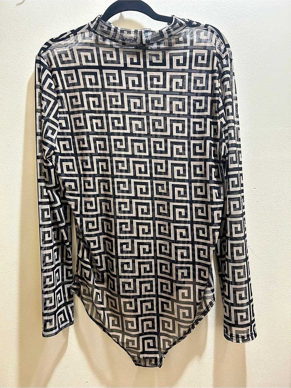 Geometric Long Sleeve Bodysuit in Black & White Like New